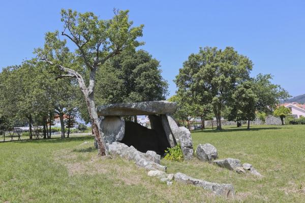 Dólmen da Barrosa - Vila Praia de Âncora