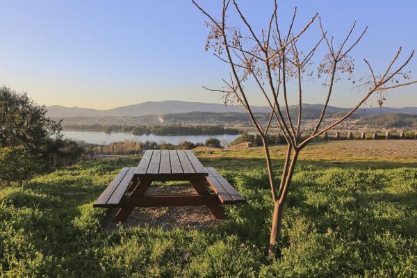 Parque de Merendas do Cruzeiro da Independência, Lanhelas