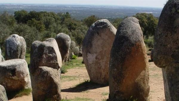Cromeleque dos Almendres