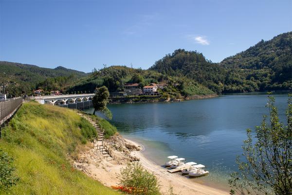 Albufeira da Caniçada