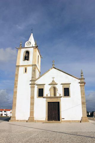 Igreja de São Salvador da Trofa – Panteão dos Lemos