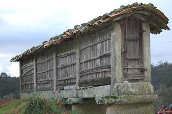 Aldeia de Macieira de Alcôba 2