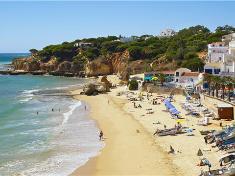 Praia de Olhos de Água