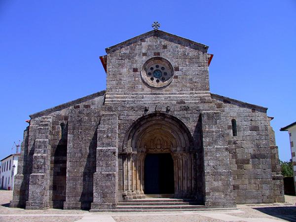 Igreja de São Pedro de Rates