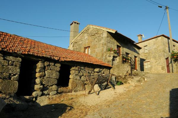 Aldeias Típicas - ALdeia de Almofrela