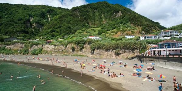 Vila de Ribeira Quente