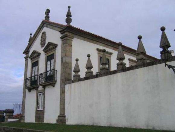 Casa de Vale de Flores ou de Infias