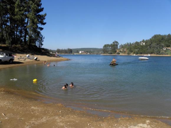 Praia Fluvial de Montes
