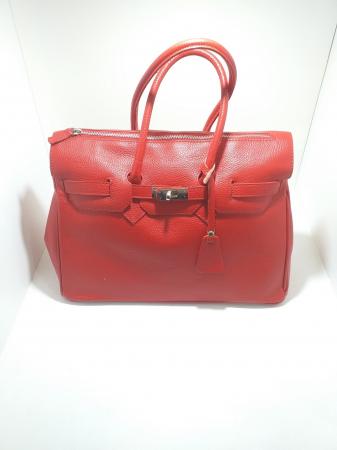 Carteira vermelha em pele