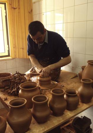 Oficina de Artesanato (barro)