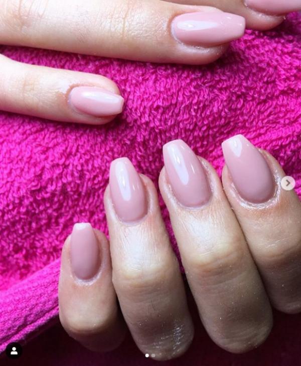 ESPECIALISTAS EM UNHAS