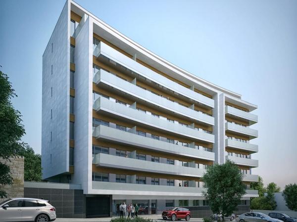 VARIADAS OBRAS EM ÁREAS DIFERENTES