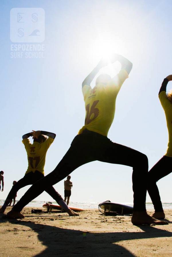 AULAS DE SURF E BODYBOARD
