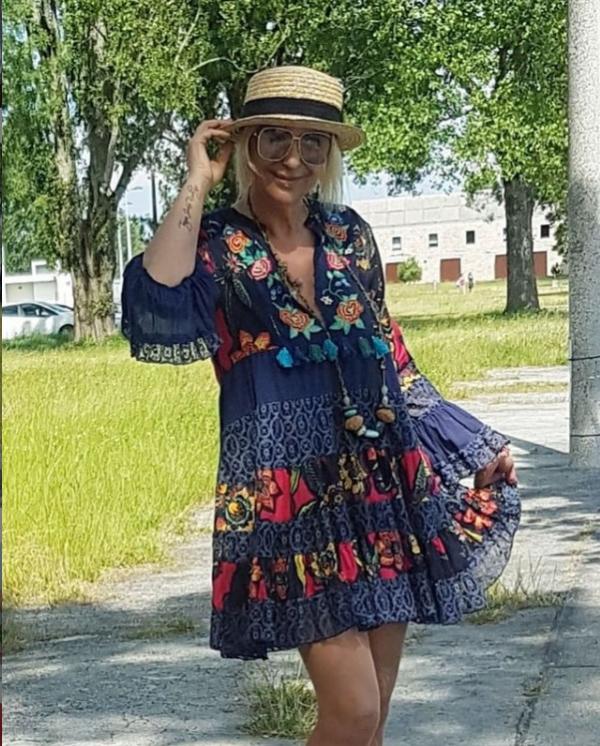 VESTUÁRIO E ACESSÓRIOS FEMININOS