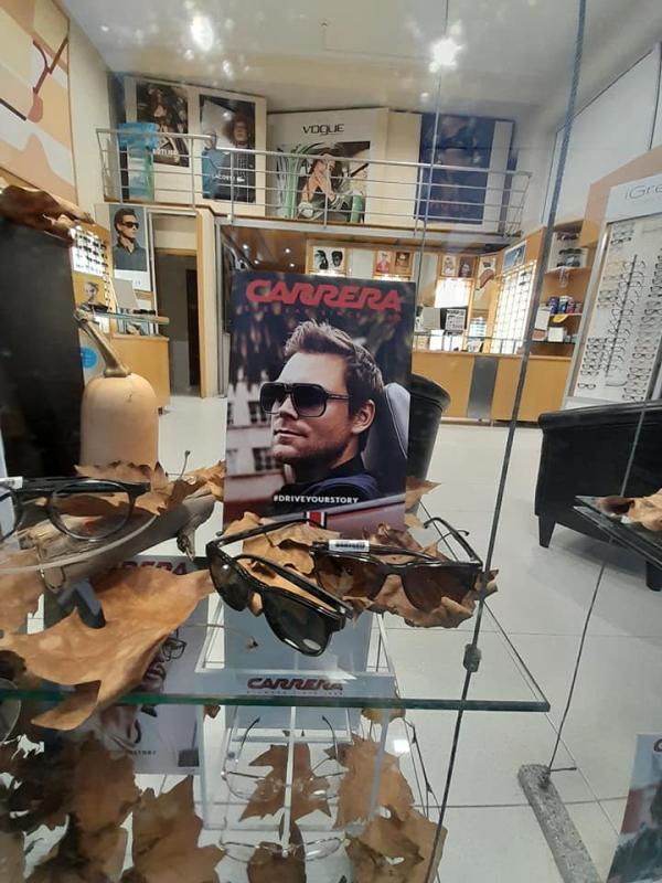 Escolha os seus modelos favoritos nas coleções de armações