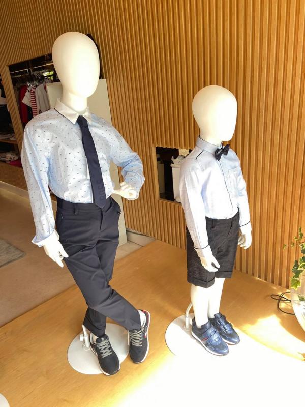 PRONTO A VESTIR CRIANÇAS E JOVENS