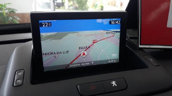 VEICULOS GAMA ALTA E ACESSÍVEIS