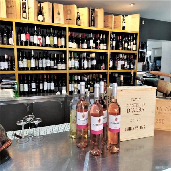 EXCELENTE LISTA DE VINHOS