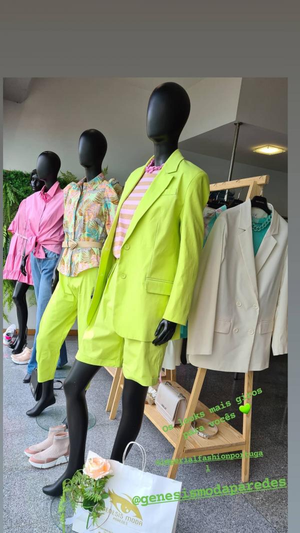 ESPAÇO MODERNO E GLAMOUROSO