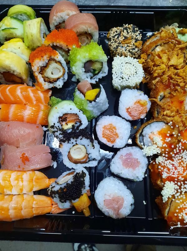 ESPECIALIDADES DE SUSHI