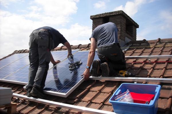INSTALAÇÃO PAINEIS SOLARES FOTOVOLTAICO