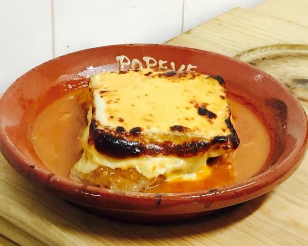 FRANCESINHAS EM FORNO A LENHA