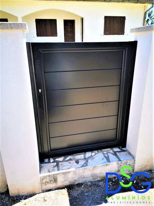 INSTALAÇÃO DE PORTAS