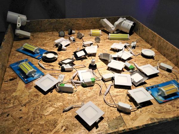 INSTALAÇÕES E REPARAÇÕES ELETRICAS