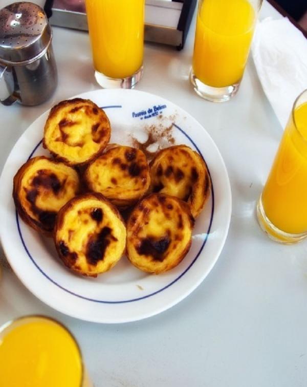 PASTELARIA TÍPICA PORTUGUESA E FRANCESA