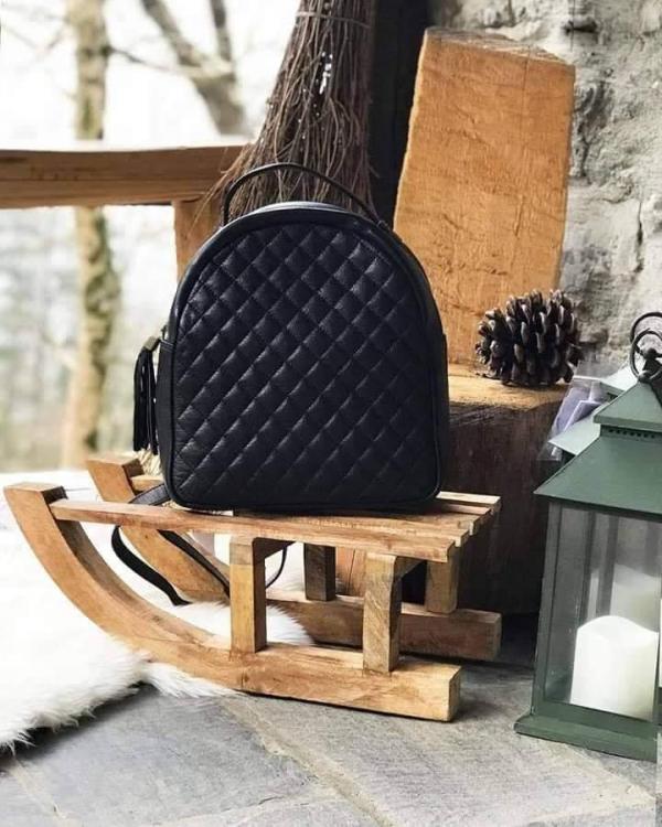 COM ESTILO E ELEGÂNCIA