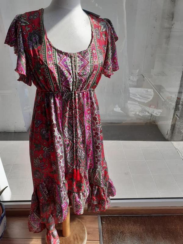 PRONTO A VESTIR PARA HOMEM E MULHER