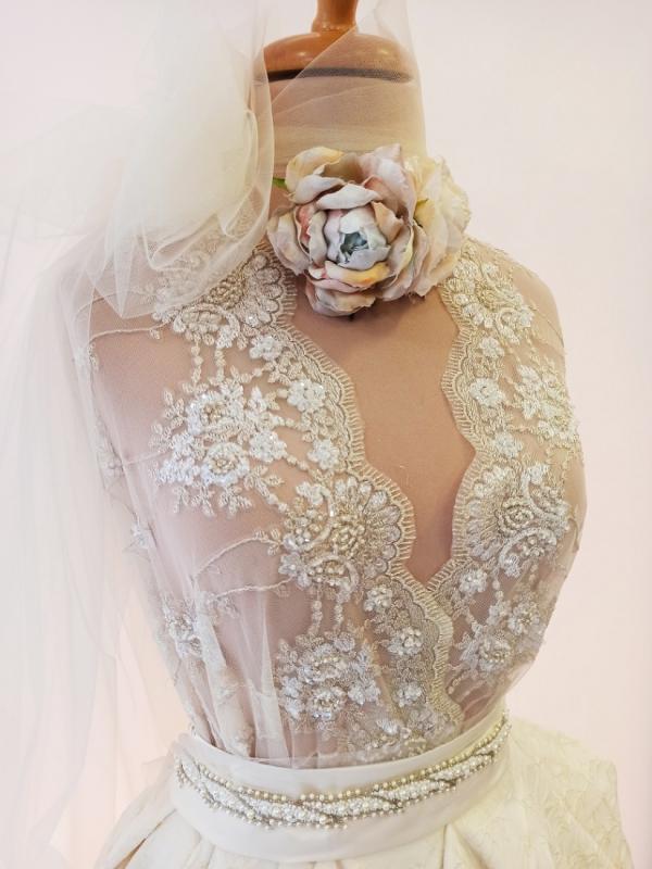 OFERTA VARIADA DE TECIDOS COM QUALIDADE