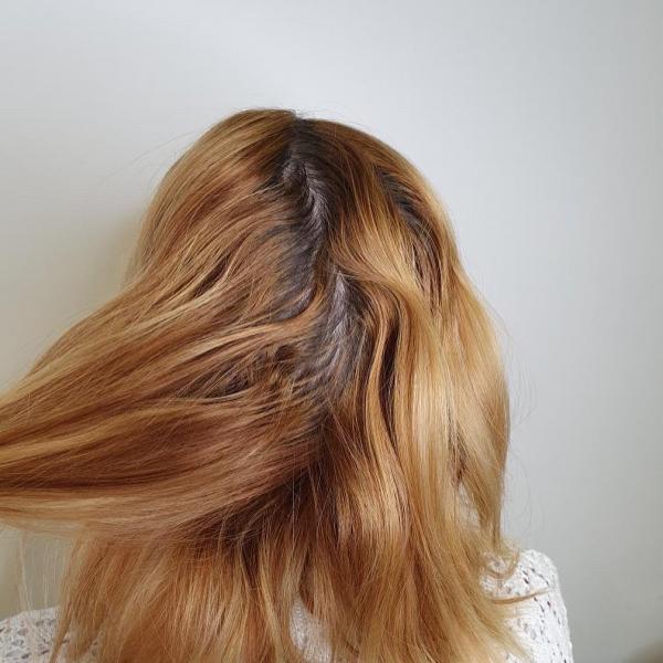 DIAGNÓSTICOS E TRATAMENTOS CAPILARES