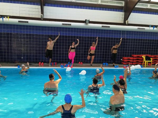 AULAS DE HIDROGINÁSTICA