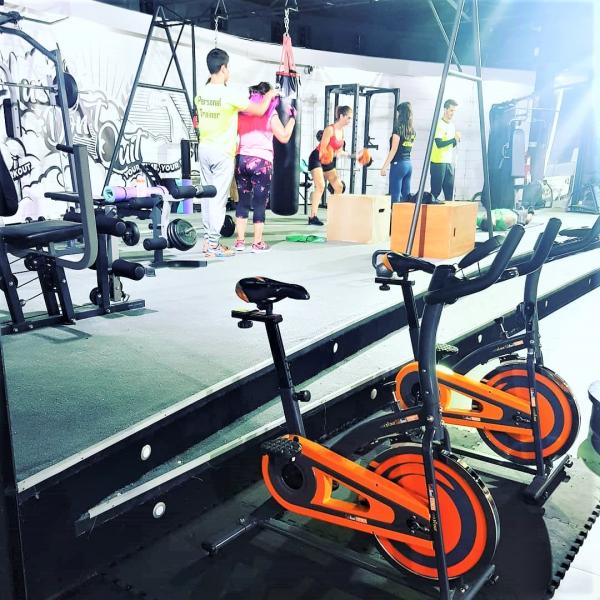 INSTALAÇÕES E EQUIPAMENTOS RECENTES