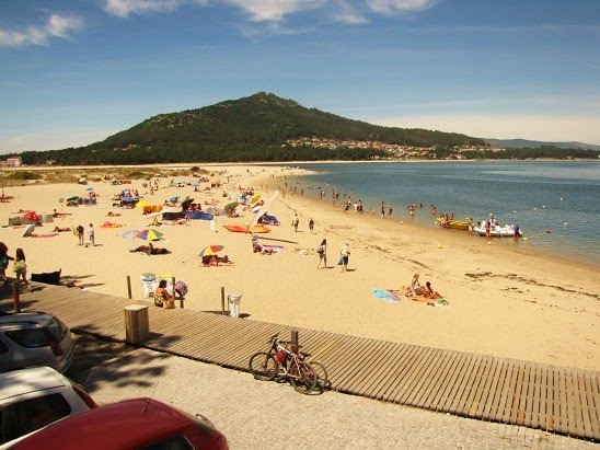https://www.portugalplease.com/uploads/imagens/praia-foz-do-minho2.jpg