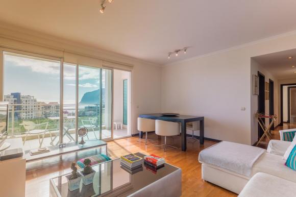 Feels Like Home Funchal Ocean View with Balcony