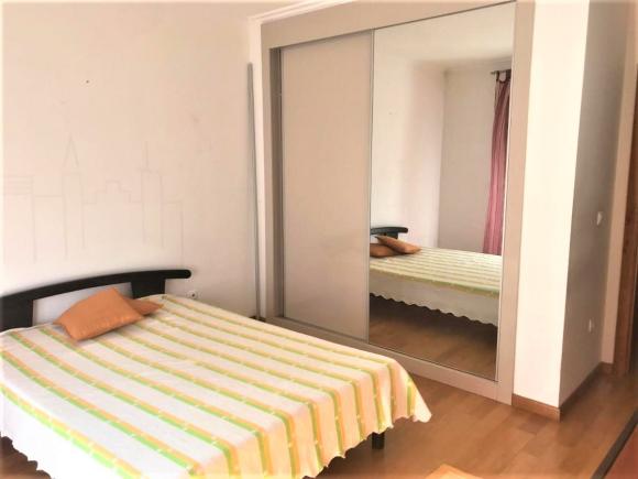 Apartamento com 3 quartos