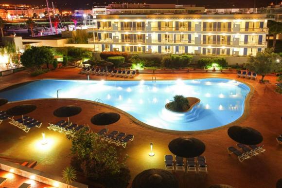 Apartamento Marina Club Suite Hotel