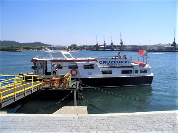 Cruzeiro Fluvial - River Cruise
