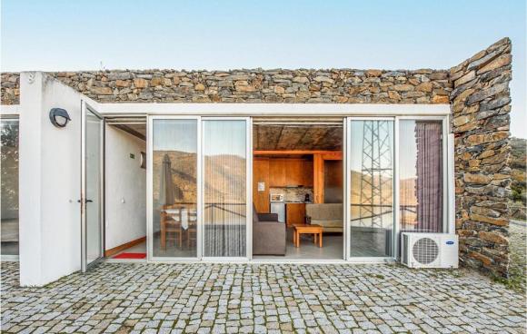 Apartamento com piscina Freixo de Espada à Cinta