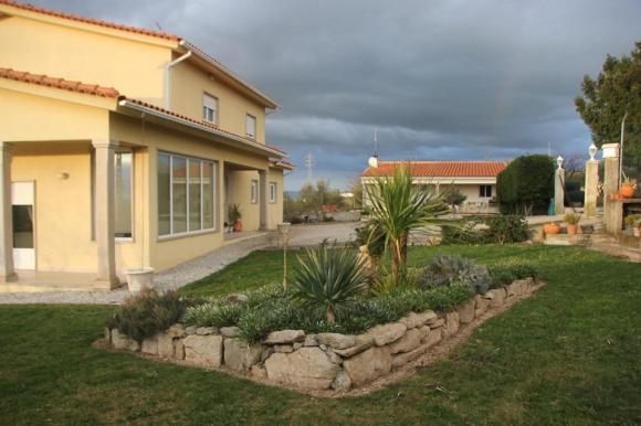 Quartos em vivenda serra da Estrela