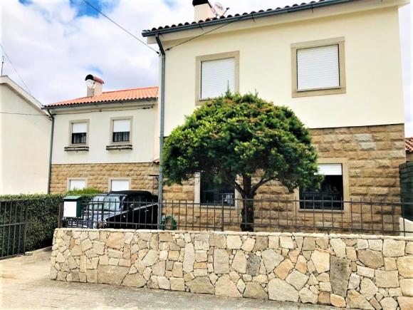 Casa de Katiolo em Figueira de Castelo Rodrigo