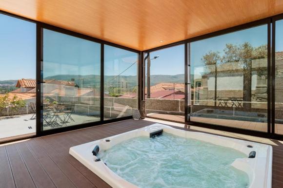 Casa de Lagarinhos Com Spa em Gouveia